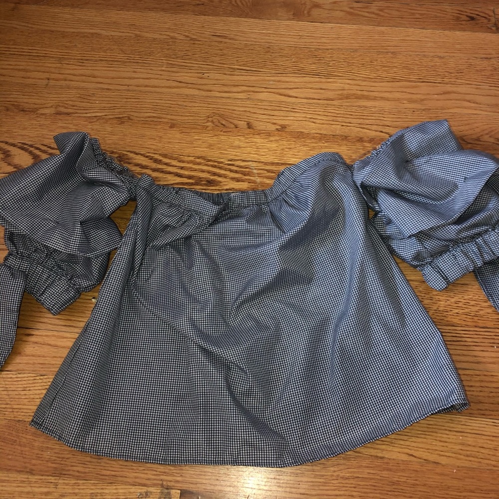 Scrunched Sleeve Top